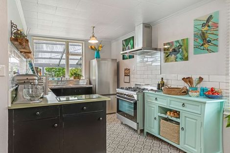 Photo of property in 87 Russell Street, Westport, 7825