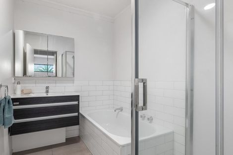 Photo of property in 86b Oceanview Road, Mount Maunganui, 3116
