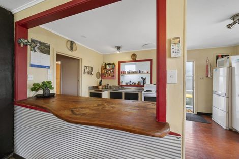 Photo of property in 1/2 Kowhai Avenue, Mangere Bridge, Auckland, 2022