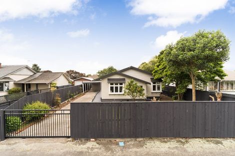 Photo of property in 85 Shamrock Street, Takaro, Palmerston North, 4412