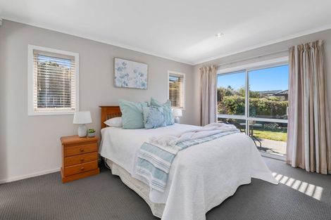 Photo of property in 53 Hamon Place, Pukehangi, Rotorua, 3015
