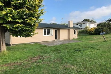 Photo of property in 15 Suther Street, Waverley, 4510