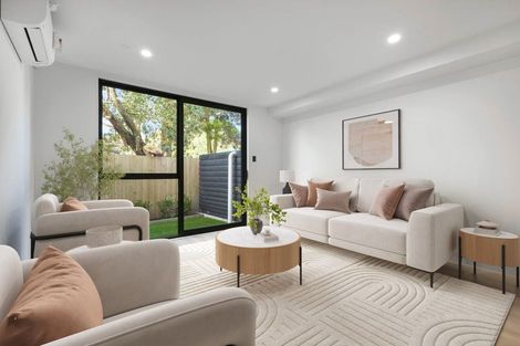 Photo of property in 399 Massey Road, Mangere East, Auckland, 2024