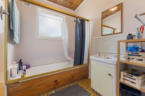 Photo of property in 38 Rotokawa Street, Taupo, 3330