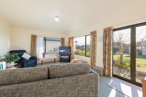 Photo of property in 21 Hawthorn Way, Richmond, 7020