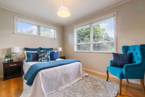 Photo of property in 60 Taipari Road, Te Atatu Peninsula, Auckland, 0610