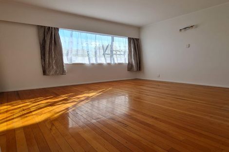Photo of property in 38 Velma Road, Hillcrest, Auckland, 0627