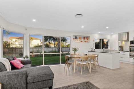 Photo of property in 126 Santa Monica Drive, Papamoa Beach, Papamoa, 3118