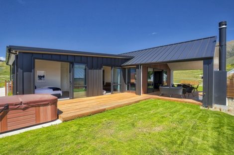 Photo of property in 3 Little Alpha Loop, Wanaka, 9305
