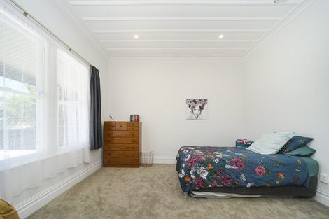 Photo of property in 84 Featherston Street, Takaro, Palmerston North, 4412