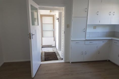 Photo of property in 2 Wilfred Street, Tawa, Wellington, 5028