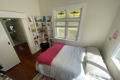 Photo of property in 39 Karepa Street, Brooklyn, Wellington, 6021