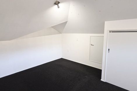 Photo of property in Palm Grove Apartments, 10/13d Palm Grove, Berhampore, Wellington, 6023