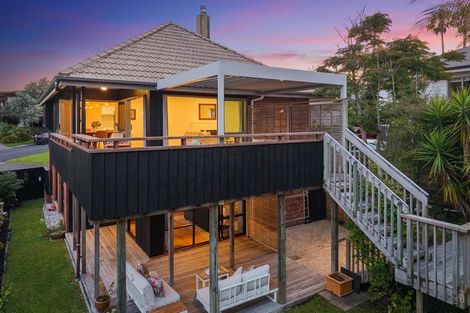 Photo of property in 1/23 Park Rise, Campbells Bay, Auckland, 0630