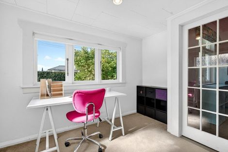 Photo of property in 19 Victoria Street, Masterton, 5810