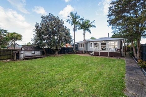 Photo of property in 82 Rosier Road, Glen Eden, Auckland, 0602
