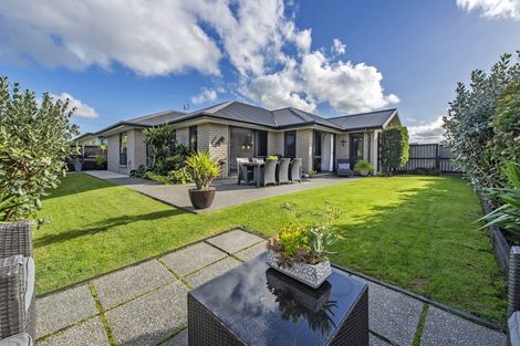 Photo of property in 17 Old Red Barn Road, Halswell, Christchurch, 8025