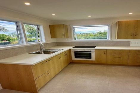 Photo of property in 6/133 Shakespeare Road, Milford, Auckland, 0620