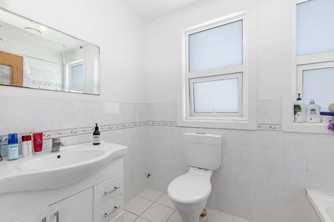 Photo of property in 1 Aurora Street, Petone, Lower Hutt, 5012