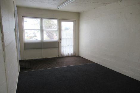 Photo of property in 362 Oxford Street, Levin, 5510