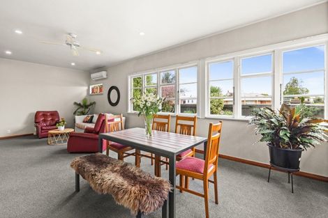 Photo of property in 82 Latham Street, Marewa, Napier, 4110
