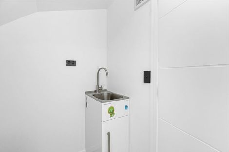 Photo of property in 1/5 Vesty Avenue, Hillcrest, Hamilton, 3216