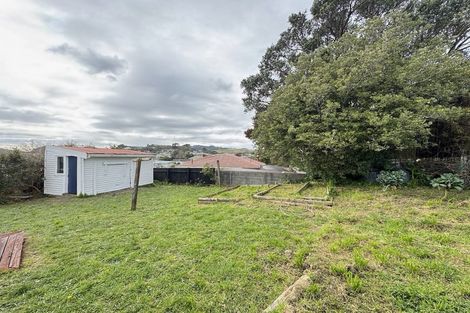 Photo of property in 16 Beazley Avenue, Paparangi, Wellington, 6037