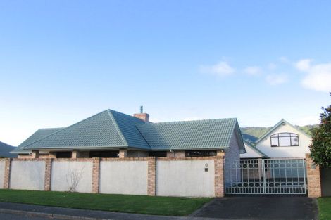 Photo of property in 6 Maple Lane, Waikanae, 5036