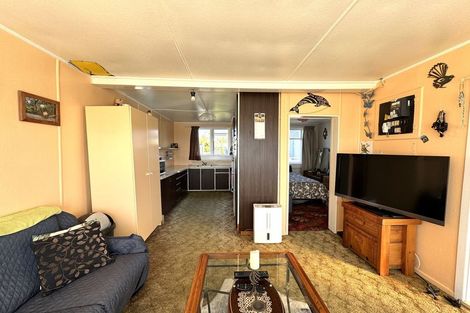 Photo of property in 8 Kowhai Street, Kaka Point, Balclutha, 9271