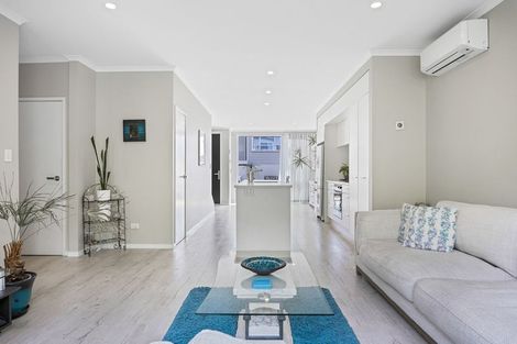 Photo of property in 37 Sanremo Lane, Stanmore Bay, Whangaparaoa, 0932