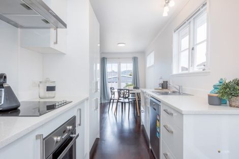 Photo of property in 4a Langford Street, Naenae, Lower Hutt, 5011