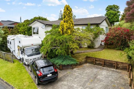 Photo of property in 14a Pokapu Street, Titirangi, Auckland, 0600
