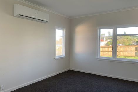 Photo of property in 2a Mcgreevy Street, Waipawa, 4210