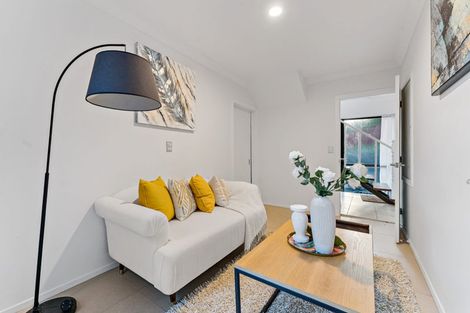 Photo of property in 6b Beldon Place, Pakuranga Heights, Auckland, 2010