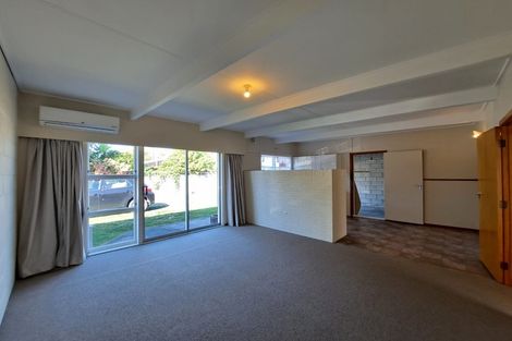 Photo of property in 43 Lismore Street, Strandon, New Plymouth, 4312