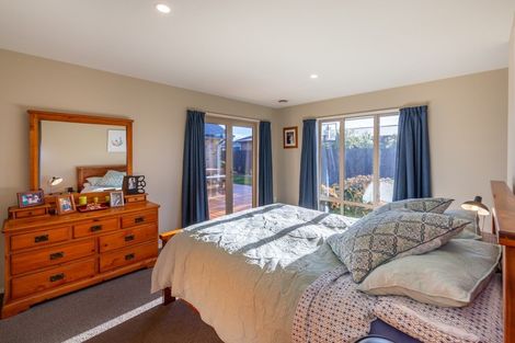 Photo of property in 12 Goldie Place, Rolleston, 7614