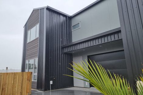 Photo of property in 10 Selkirk Lane, Hamilton Lake, Hamilton, 3204