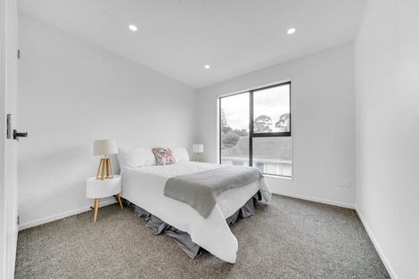 Photo of property in 23b Wanaka Place, Pakuranga Heights, Auckland, 2010