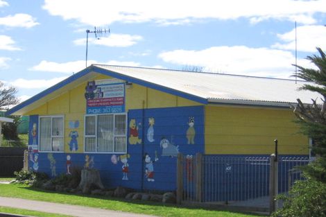 Photo of property in 12 Carthew Terrace, Foxton Beach, Foxton, 4815