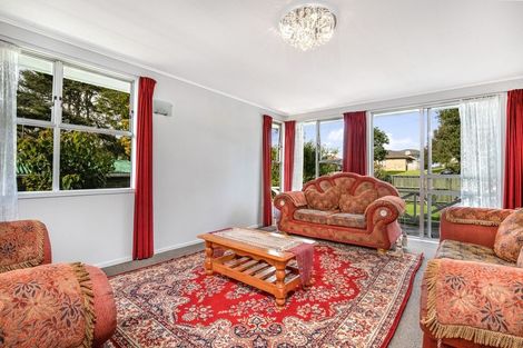 Photo of property in 541 Massey Road, Mangere, Auckland, 2022