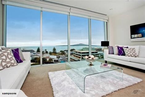 Photo of property in Sentinel Apartments, 901/3 Northcroft Street, Takapuna, Auckland, 0622