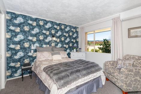 Photo of property in 9 Garth Road, Levin, 5571