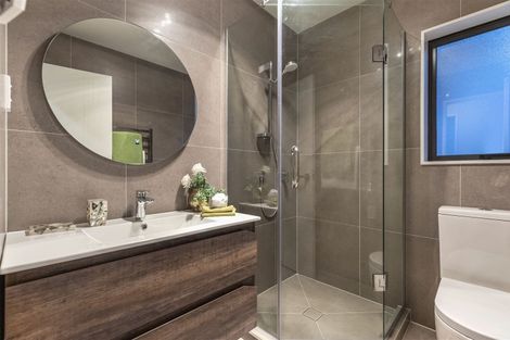 Photo of property in 51a Reynella Drive, Massey, Auckland, 0614