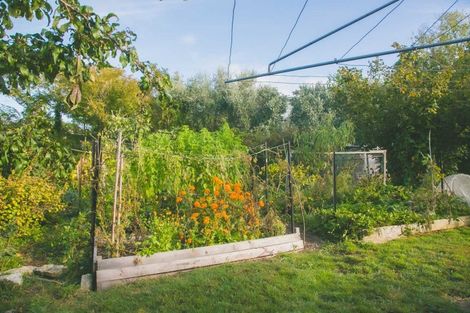 Photo of property in 12 Rakau Street, Havelock North, 4130