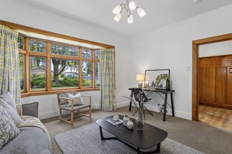 Photo of property in 86 Saint Martins Road, Saint Martins, Christchurch, 8022