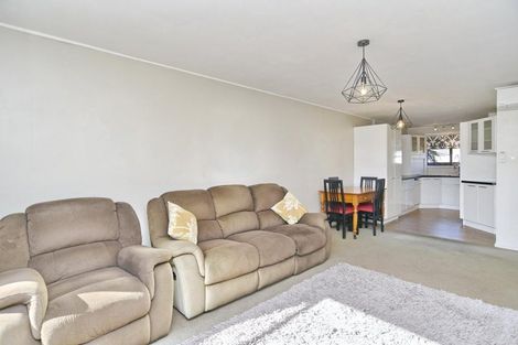 Photo of property in 17 Castile Place, Belfast, Christchurch, 8051