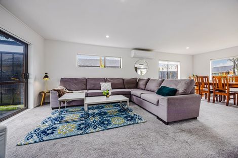 Photo of property in 36 Brylee Drive, Conifer Grove, Takanini, 2112