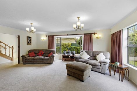 Photo of property in 32 De Menech Grove, Avalon, Lower Hutt, 5011