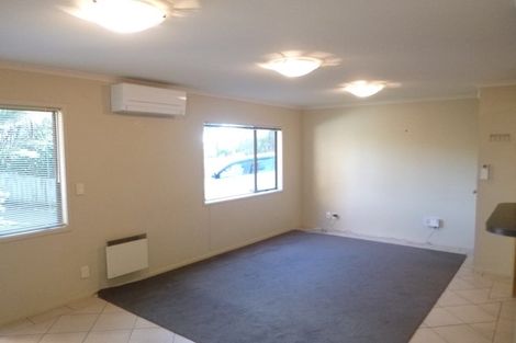 Photo of property in 16 Catrina Avenue, Birkenhead, Auckland, 0626