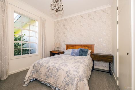 Photo of property in 72 Timaru Road, Waimate, 7924